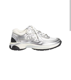 Chanel cc runner Women's
